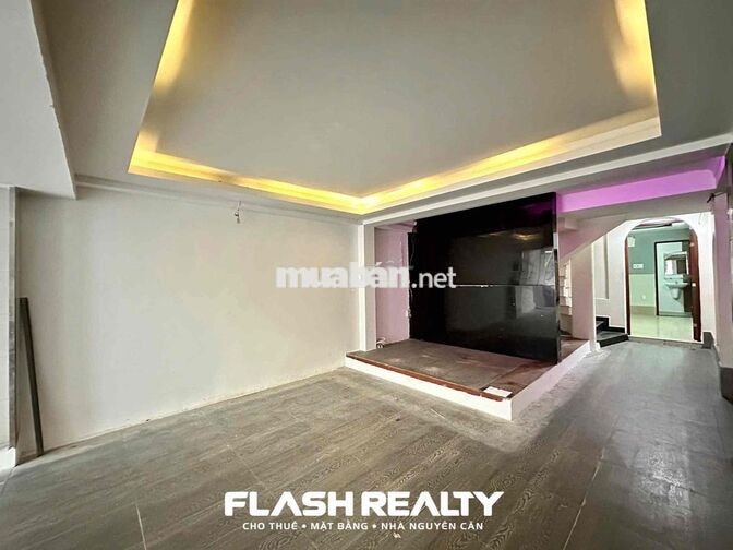 Cho thuê mặt bằng lối đi riêng - Sư Vạn Hạnh, Quận 10| Có phòng ở lại