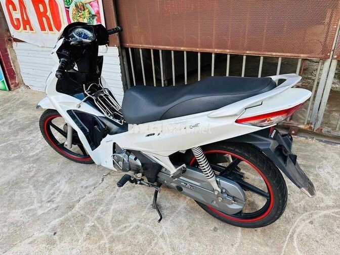 Honda Future 125 màu Trắng