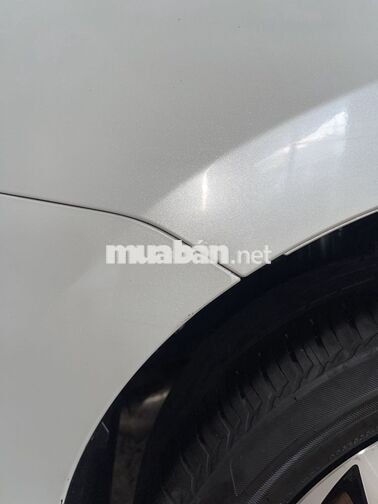 Toyota Vios 5 chỗ Số sàn Trắng