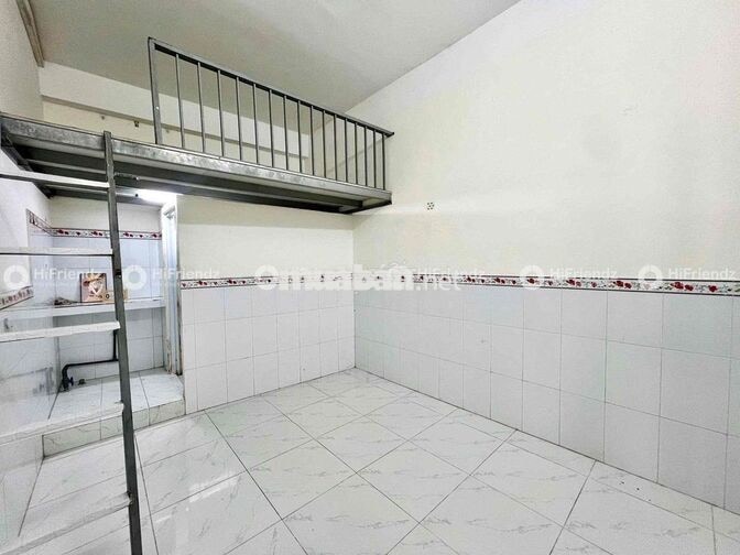 PHÒNG GIÁ RẺ CÓ GÁC CAO, RỘNG THOÁNG NGAY MÃ LÒ GẦN BỆNH VIỆN BÌNH TÂN