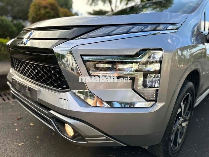 Mitsubishi Xpander 2022 Premium Bạc