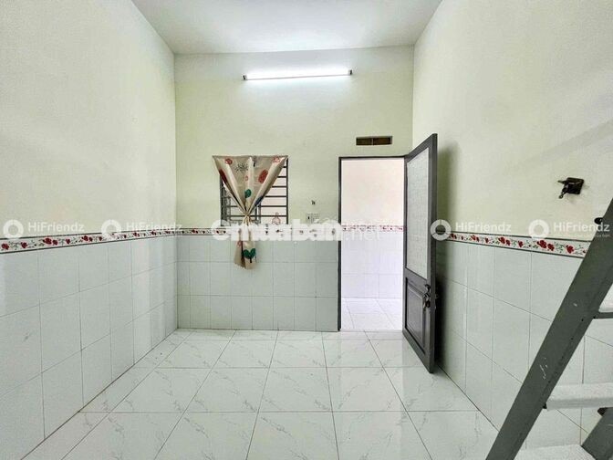 PHÒNG GIÁ RẺ CÓ GÁC CAO, RỘNG THOÁNG NGAY MÃ LÒ GẦN BỆNH VIỆN BÌNH TÂN