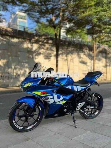 Suzuki GSX-R150 Xanh đen xe đẹp nguyên bản mới