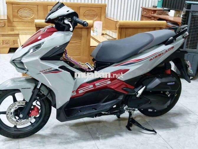 AB 2024 125 4val zin nguyên bản odo 7 ngàn km