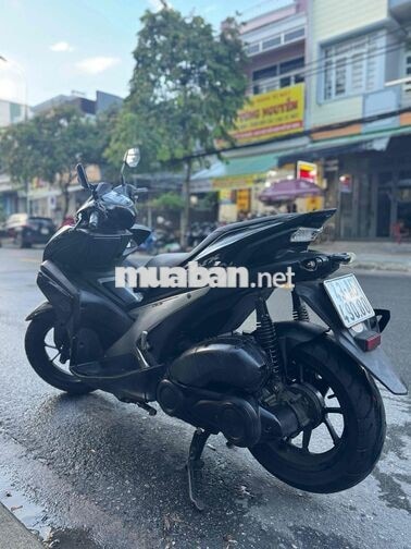 Yamaha NVX 155 màu Đen bạc