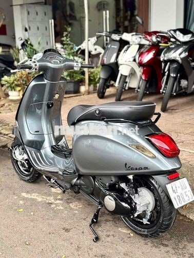Vespa Sprint màu Xám LamBo - Phố keng