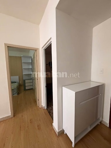 Cần cho thuê căn 2Pn chung cư The Harmona, Trương Công Định- Giá:10tr