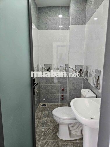 CHO THUÊ  NHÀ + KHO - ĐƯỜNG XE TẢI. Quốc lộ 13, Hiệp Bình Phước, Thủ Đ