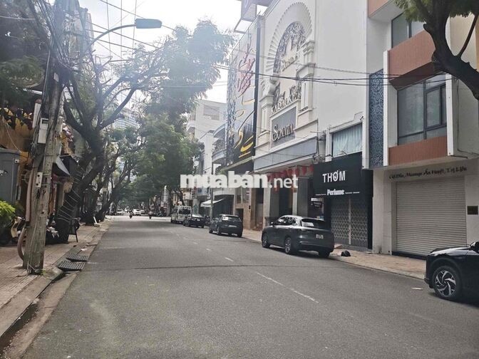 Cho Thuê Nhà Nguyên Căn Mặt Tiền Hồng Bàng Tân Lập Nha Trang 6 Ngủ