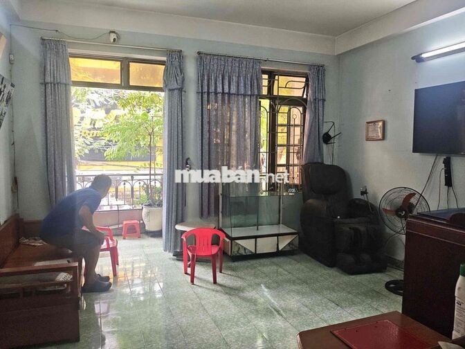 Cho Thuê Nhà Nguyên Căn Mặt Tiền Hồng Bàng Tân Lập Nha Trang 6 Ngủ