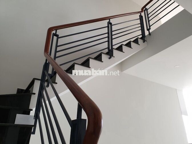 CHỦ NHÀ CHO THUÊ CĂN HỘ CENTRAL PLAZA  – 180M² 4PN/3WC TẦNG CAO – 18TR