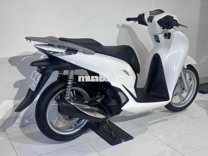 Honda SH 125i 2023 12000 km Trắng