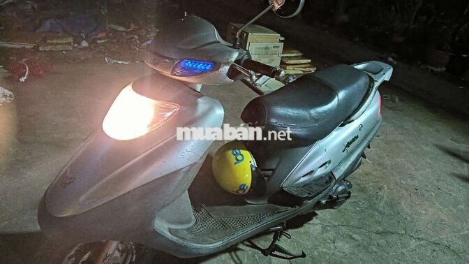 SYM Attila 124cc màu Trắng