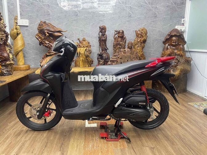 Honda Vision bản thể thao đời 2024 chính chủ bstp