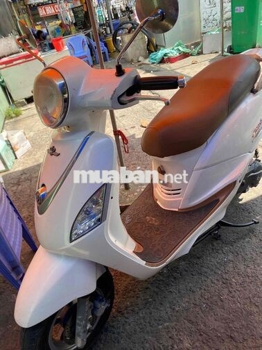 SYM Elizabeth 2013 màu trắng
