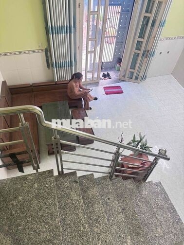 DiÊN HỒNG~Mới,180m2.{ 3 TầNG,NỘI THẤT,mới~.ĐNC}.Chỉ, 13 tr./th.