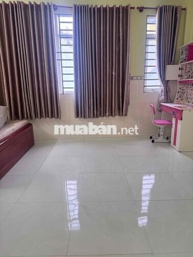 DiÊN HỒNG~Mới,180m2.{ 3 TầNG,NỘI THẤT,mới~.ĐNC}.Chỉ, 13 tr./th.