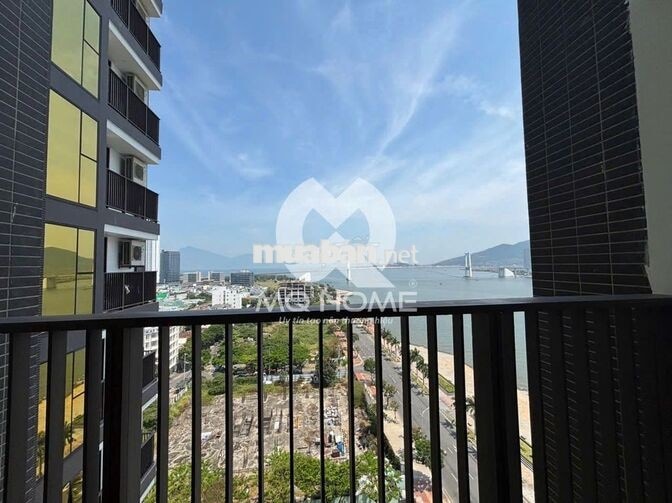 Căn hộ 2 phòng ngủ tại Sam Towers