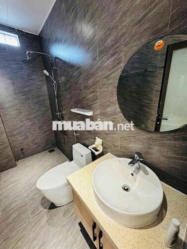 292 CHO THUÊ NHÀ 3 TẦNG CAO CẤP MẶT TIỀN ĐƯỜNG TIỂU LA
