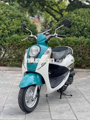 SYM Elite 50cc 2019 màu trắng xanh