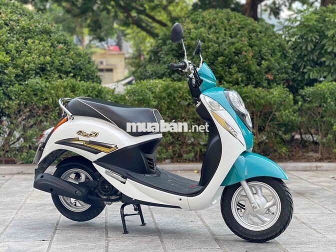 SYM Elite 50cc 2019 màu trắng xanh