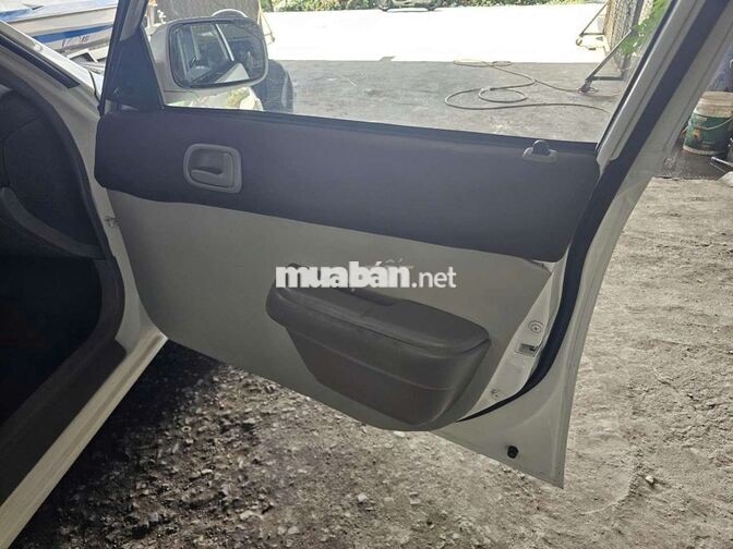 TOYOTA COROLLA 1.3 SỐ SÀN TRẮNG 5 CHỖ