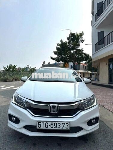 Honda City 2018 CVT 5 chỗ màu trắng