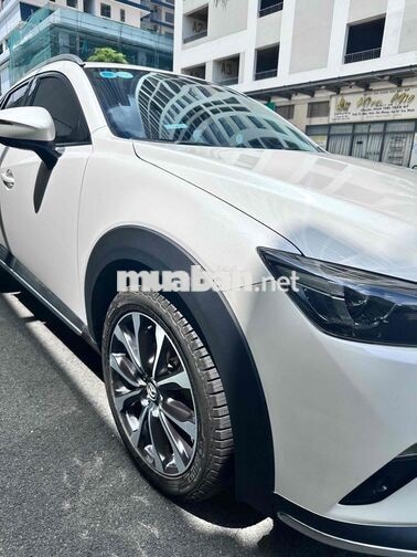 Mazda CX-3 Premium trắng 5 chỗ