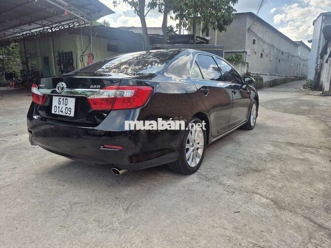 Toyota Camry 2.5G 2014 Tự động Đen