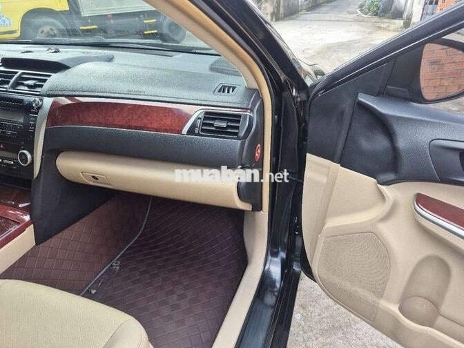 Toyota Camry 2.5G 2014 Tự động Đen