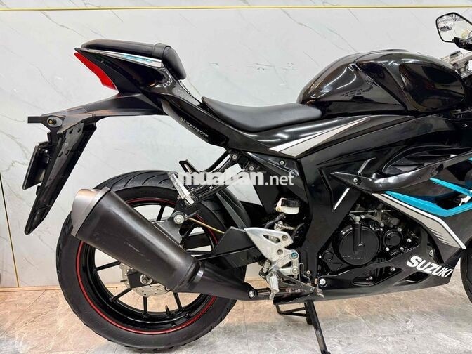 Suzuki GSX-R150 2018 màu đen