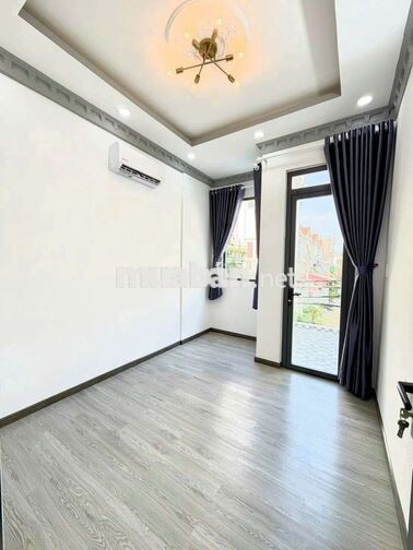 Nhà phố 3 tầng Hẻm xe hơi khu bàn cờ an ninh sạch sẽ