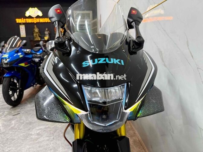 Suzuki GSX-R150 2018 màu đen