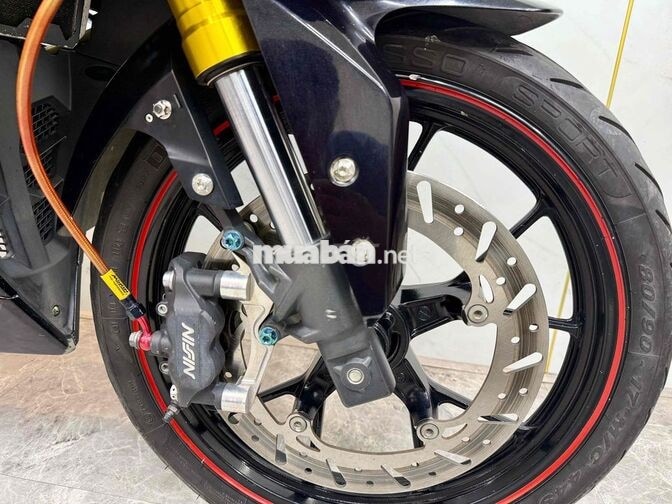 Suzuki GSX-R150 2018 màu đen