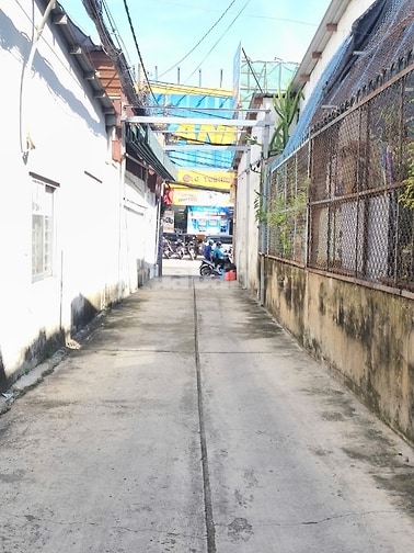 Bán Đất 50 m2 thổ cư giá 3.2 tỷ tại Đường Nguyễn Thị Tú
