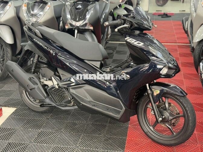 Honda Air Blade 160 2022 Full Black BAO SANG TÊN