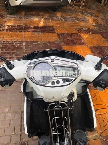 Yamaha Nouvo 125cc màu trắng đỏ