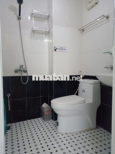 Chính chủ cho thuê CHDV 65m2, 2N1K ngõ 141 Trích Sài, Tây Hồ, Hà Nội.