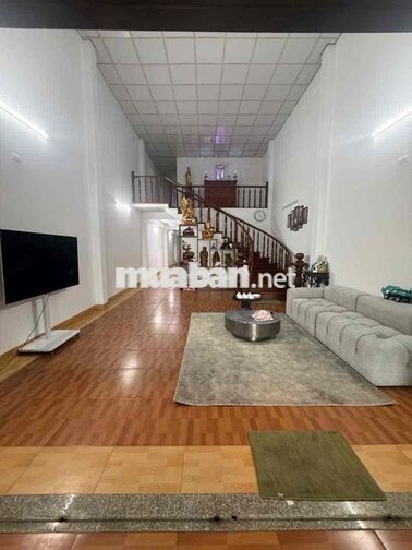 Bán nhà gác lửng mặt tiền Lê Văn Hiến 139,9m², hướng Đông