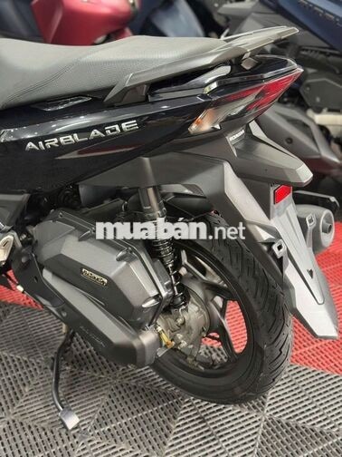 Honda Air Blade 160 2022 Full Black BAO SANG TÊN