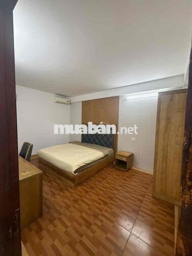 Bán nhà gác lửng mặt tiền Lê Văn Hiến 139,9m², hướng Đông