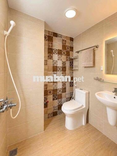 STUDIO BAN CÔNG GIÁ RẺ SÁT QUẬN 1