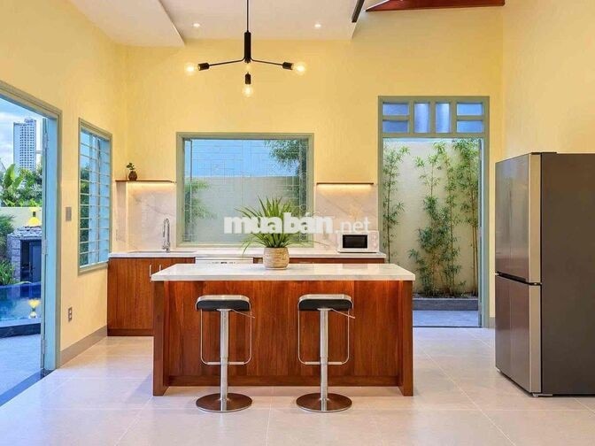 CHO THUÊ VILLA CÓ HỒ BƠI SÂN VƯỜN PHÍA BẮC NT GIÁ 43 TRIỆU/THÁNG