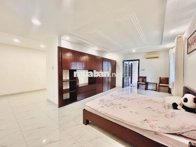 BIỆT THỰ SÂN VƯỜN CÓ CÂY ĂN TRÁI - 4 PHÒNG NGỦ - CÓ NỘI THẤT