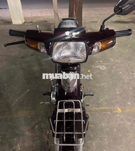 Honda Super Dream màu Đỏ mận