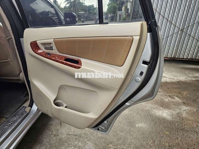 TOYOTA INNOVA 2007 G SỐ SÀN BẠC