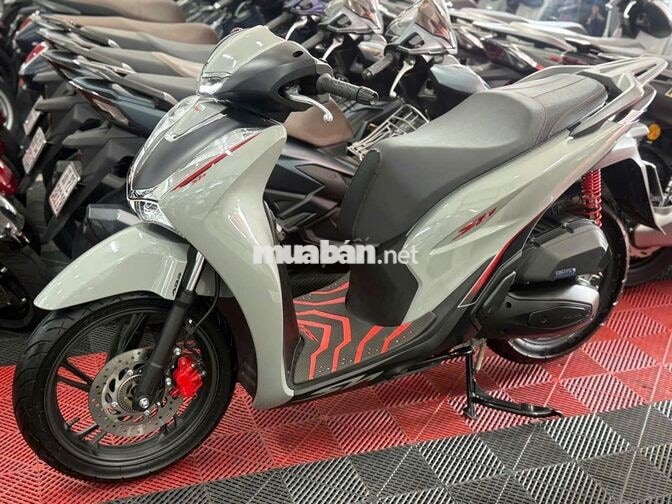 Honda SH160i 2025 ABS 4.000km Xám Sporty chính chủ