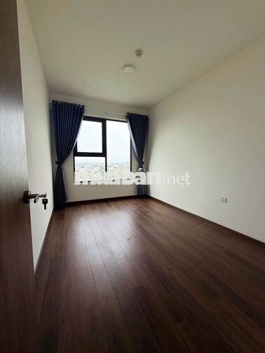 Cho thuê căn hộ Võ Văn Kiệt 61m² 2PN lót sàn gỗ cao cấp view đẹp