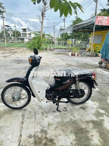 Victoria Cub 50cc 2022 Đen trắng