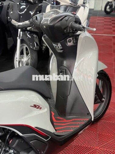 Honda SH160i 2025 ABS 4.000km Xám Sporty chính chủ